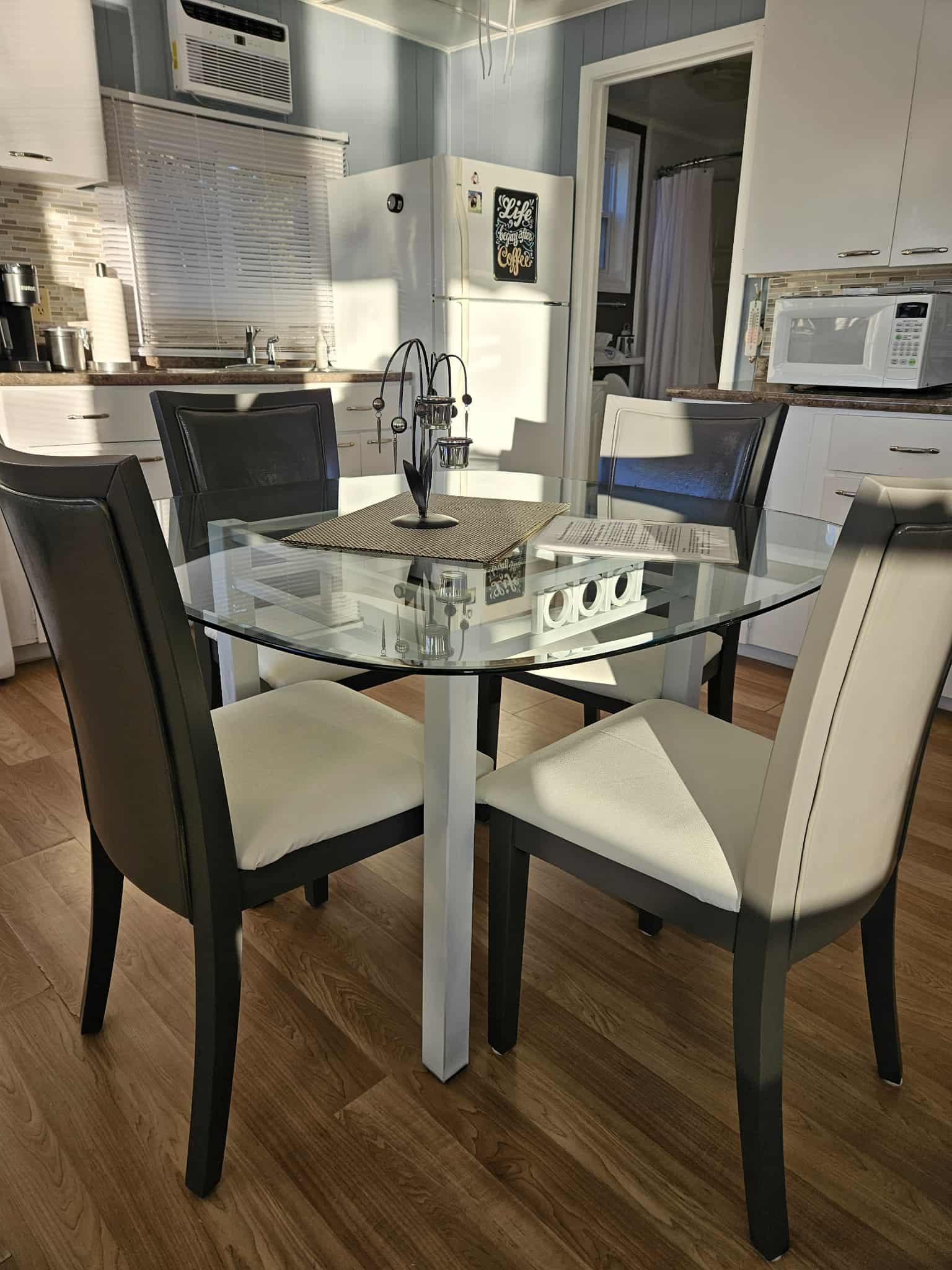 att.-cXUjcu4dyc2avzvgJiulJS9FvbvAg0n3_aZptL0goo